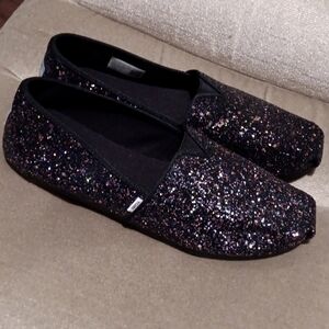 Toms Black Sparkle size 10W